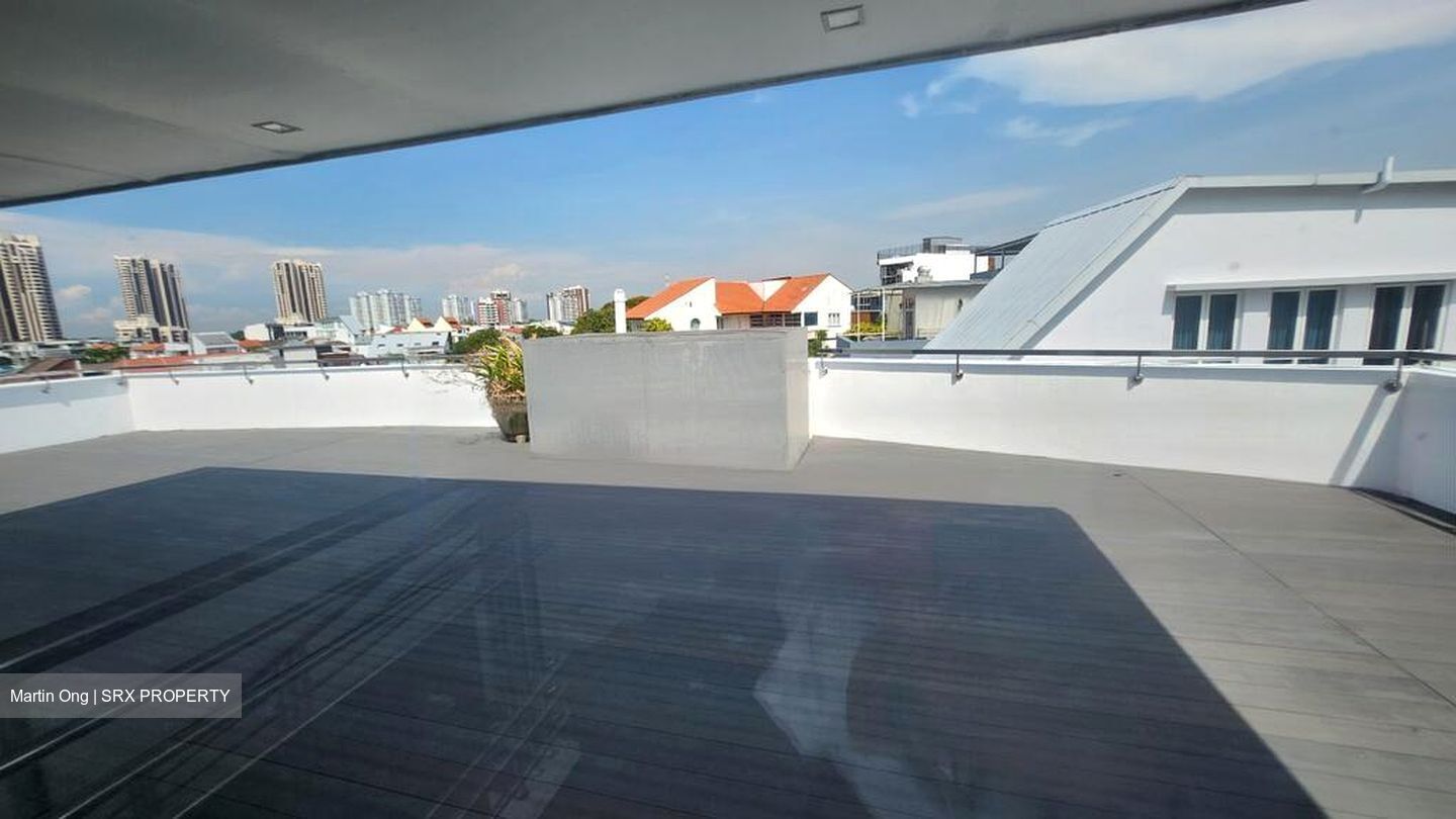 East Coast Hill (D16), Terrace #502484811